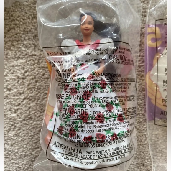 Vintage McDonald’s International Barbie Happy Meal Toy 1995 - Picture 10 of 13